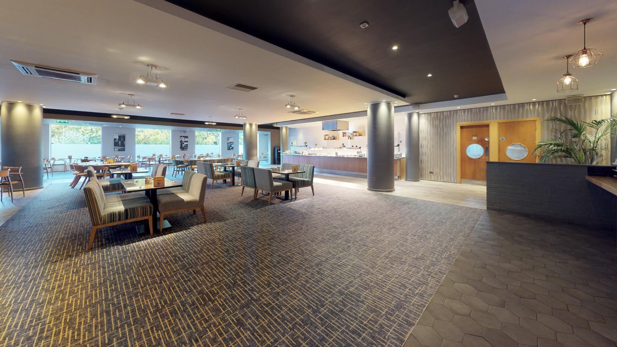 考文垂 克文特日m6J2度假旅馆酒店 外观 照片